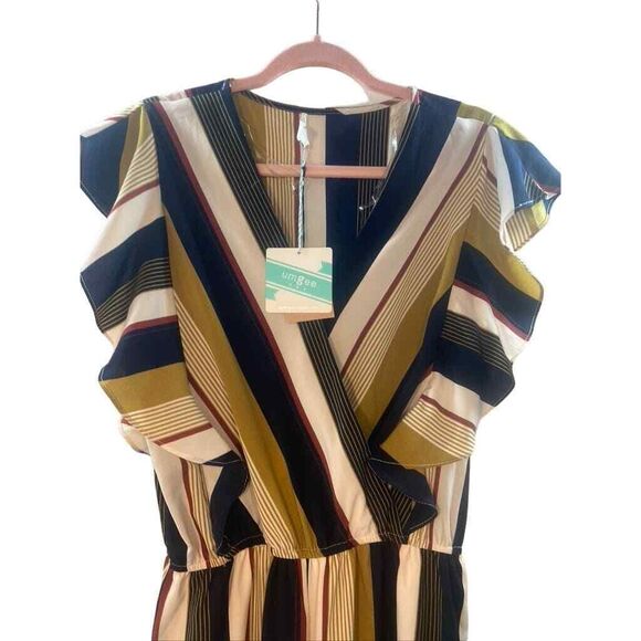 UMGEE WOMENS LARGE STRIPED JUMPSUIT WIDE LEG NEW - Picture 2 of 5